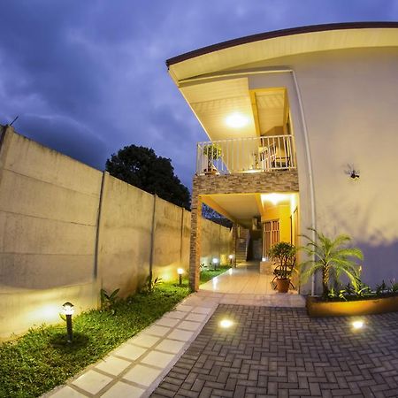 Apartamentos Valle Del Volcan La Fortuna Exteriér fotografie