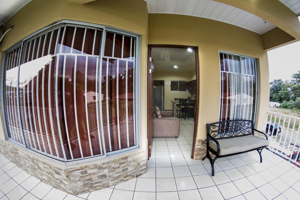 Apartamentos Valle Del Volcan La Fortuna Exteriér fotografie