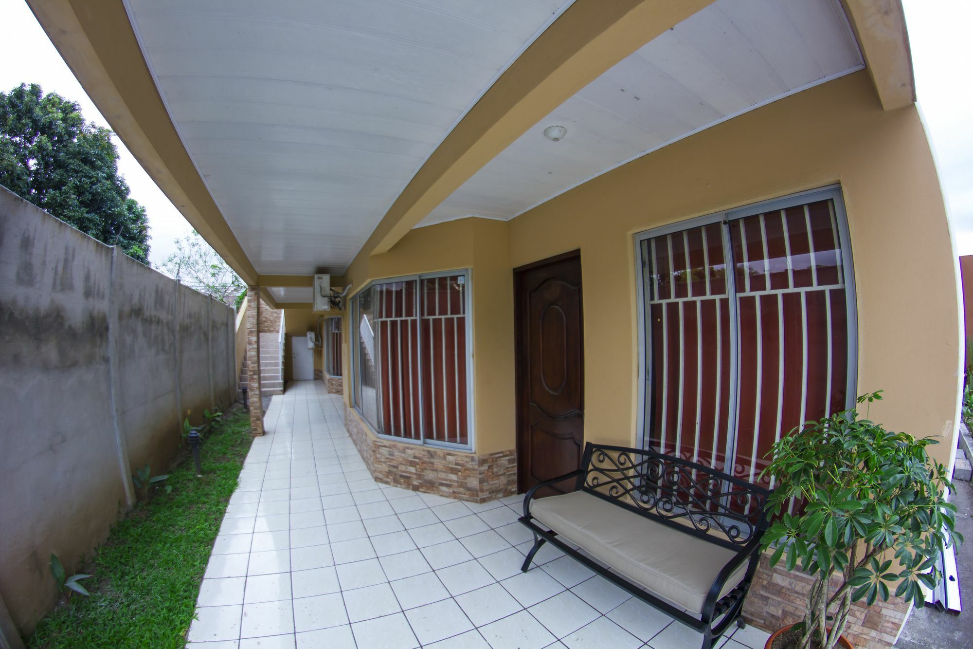 Apartamentos Valle Del Volcan La Fortuna Exteriér fotografie